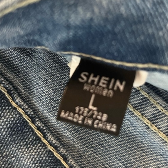 High Waist Paisley Patch Flare Jeans - Picture 5 of 13